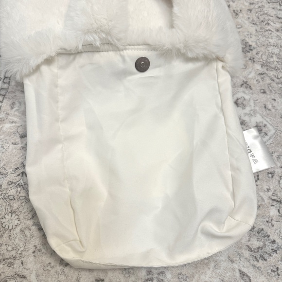 ASOS Threadbare Harlington Faux Fur Bag - Picture 10 of 12